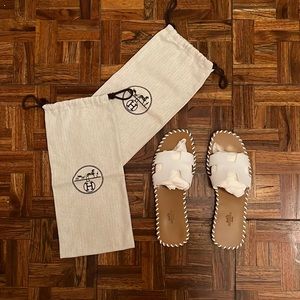 FINAL PRICE: Whipstitch Hermès Leather Oran Sandals